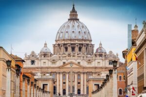 El Vaticano inaugura su primer jardín de niños por iniciativa del papa Francisco