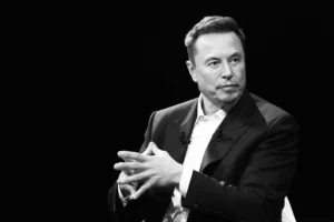 Elon Musk lanza una polémica predicción: asegura que los programadores dejarán de ser necesarios