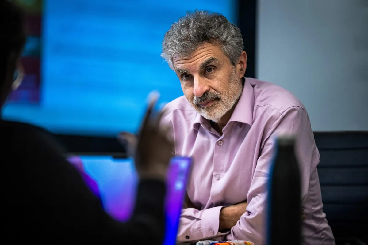 Yoshua Bengio: «Estamos perdiendo el control de la IA»