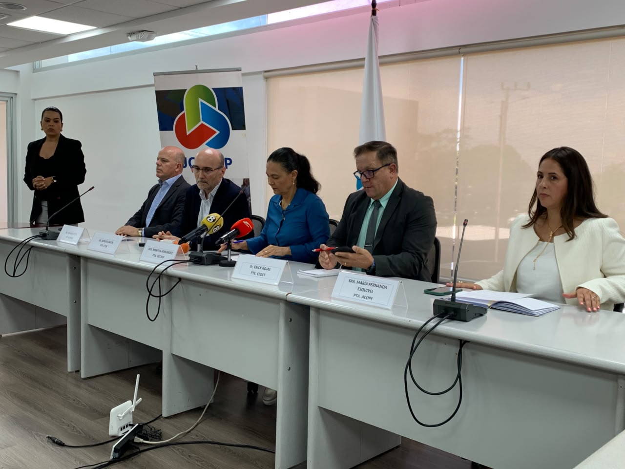 Empresarios exigen acelerar ley para armonizar el mercado eléctrico en Costa Rica