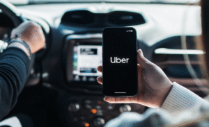Uber permitirá a padres ver en vivo los viajes de sus hijos adolescentes